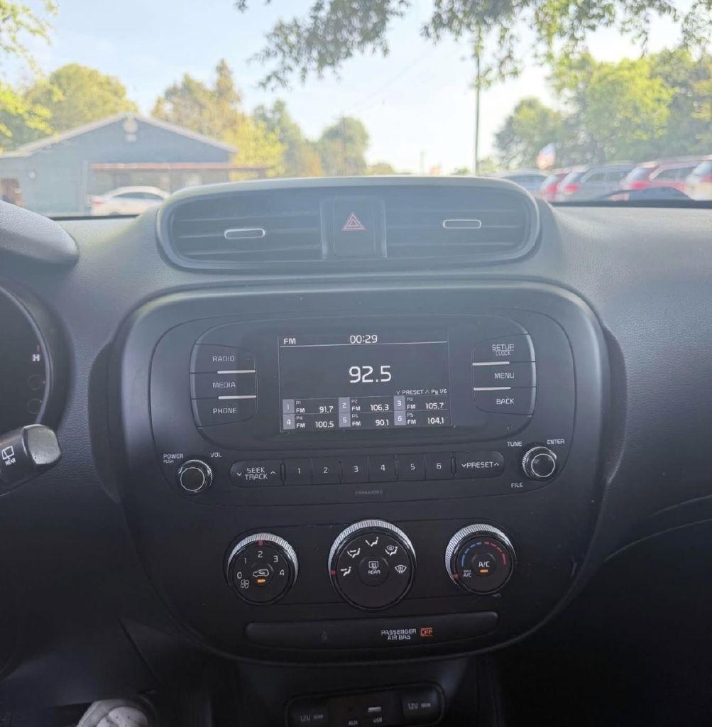 Kia Soul Base 6M 2017