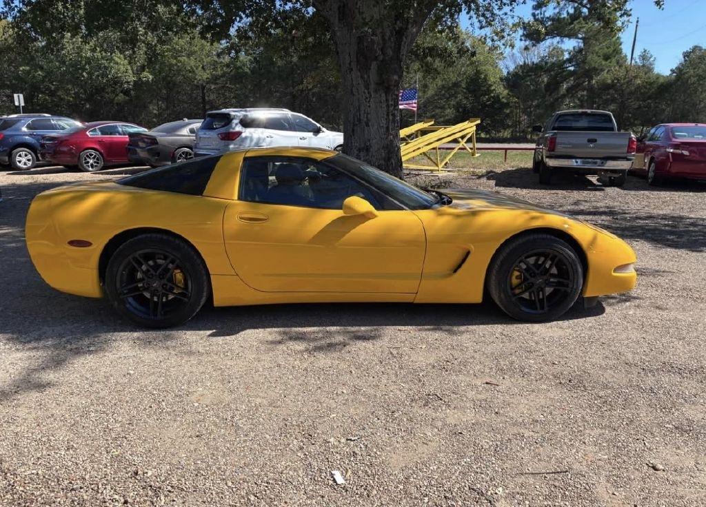 Chevrolet Corvette Coupe 2002