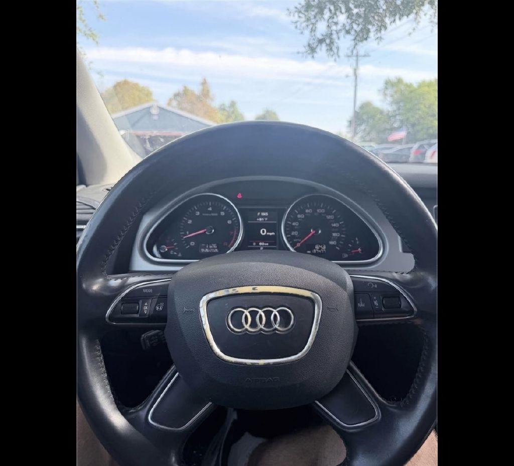 Audi Q7 3.0T Premium Plus quattro 2015