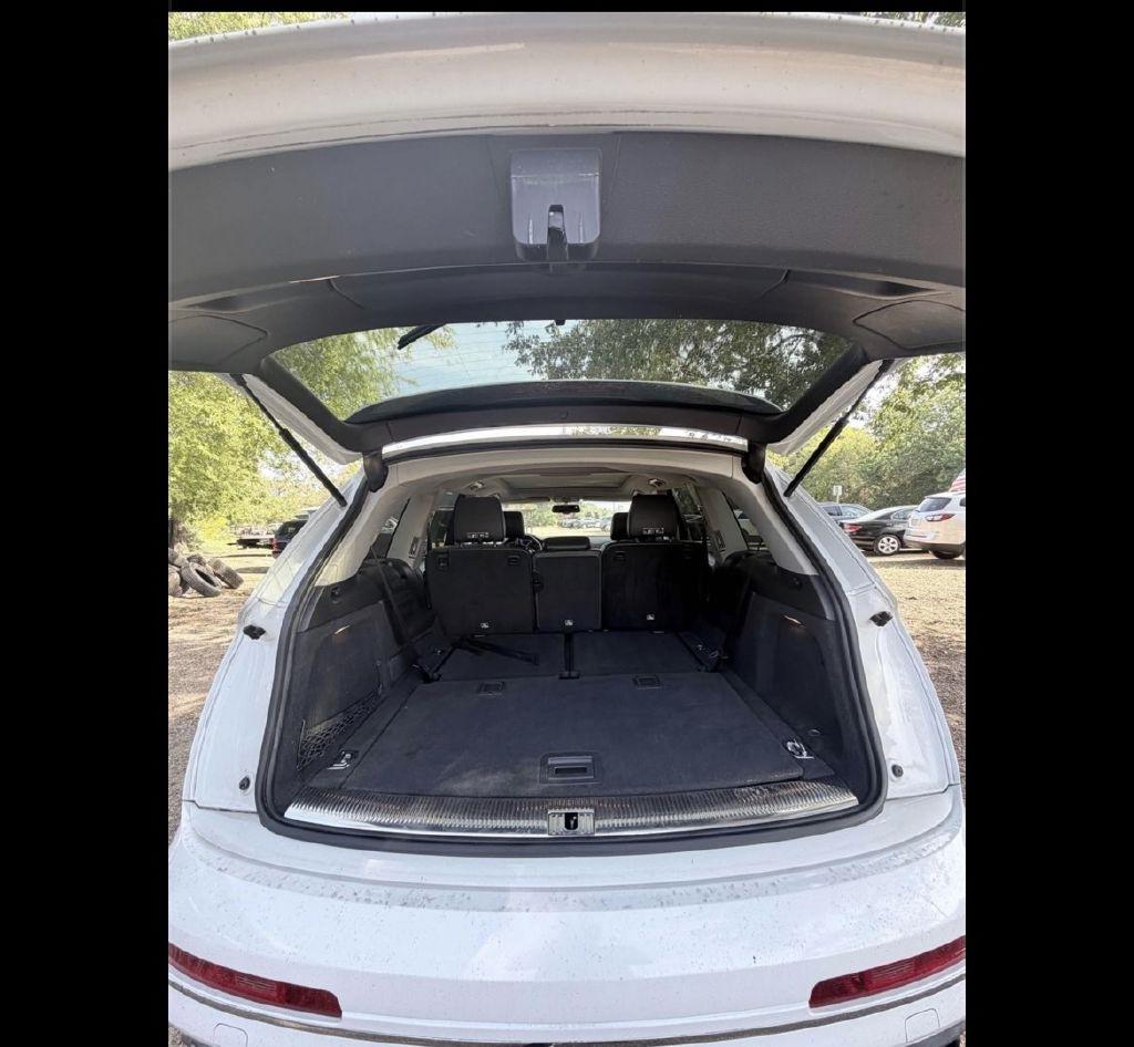 Audi Q7 3.0T Premium Plus quattro 2015