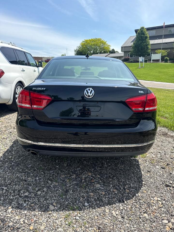 Volkswagen Passat 2.5L SEL 2012