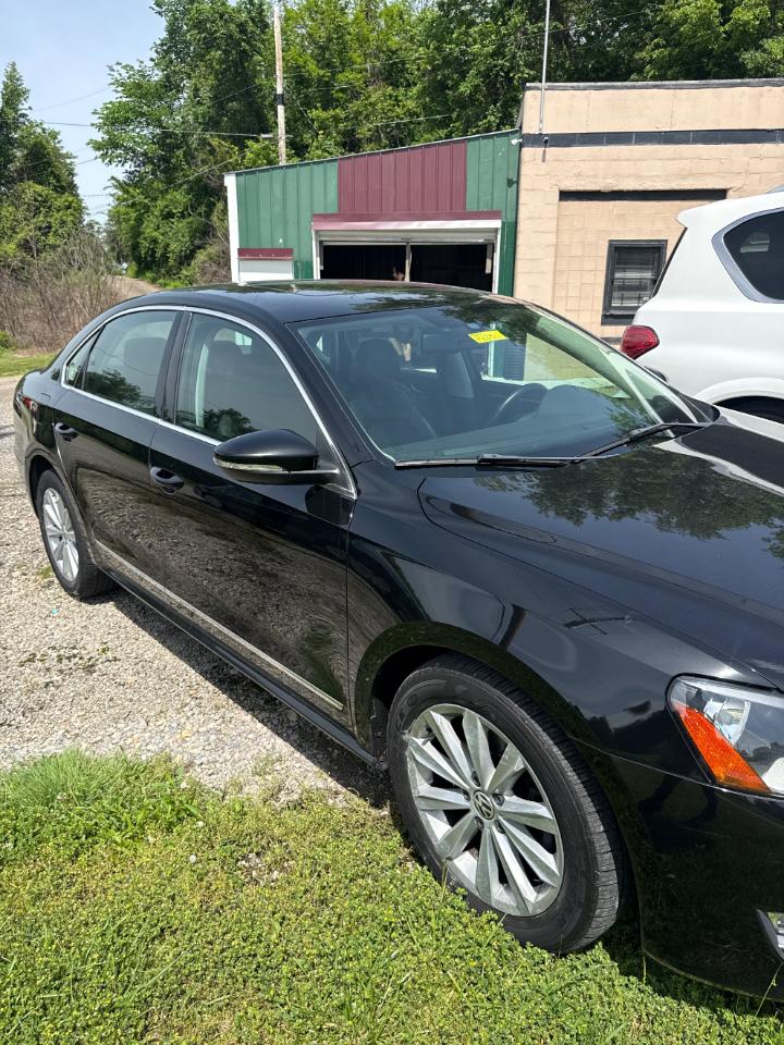 Volkswagen Passat 2.5L SEL 2012