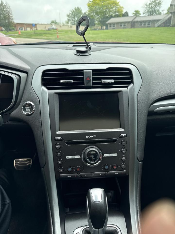 Ford Fusion Titanium AWD 2016