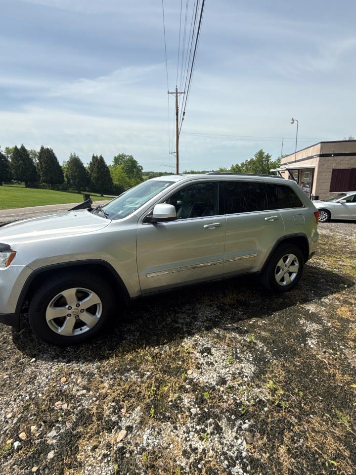 Jeep Grand Cherokee Laredo 4WD 2012