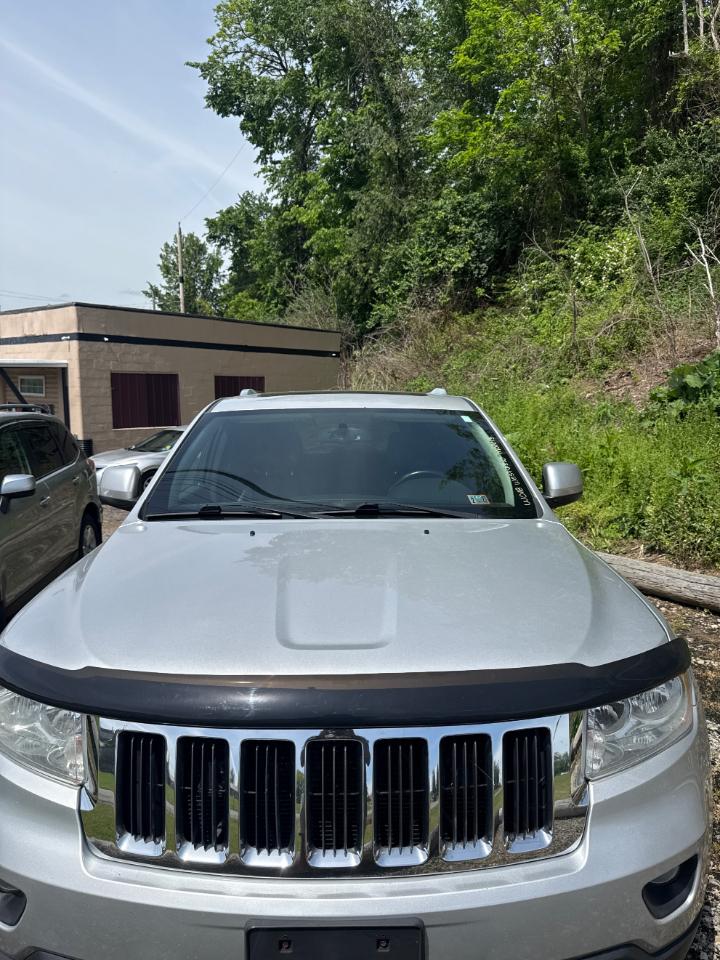 Jeep Grand Cherokee Laredo 4WD 2012