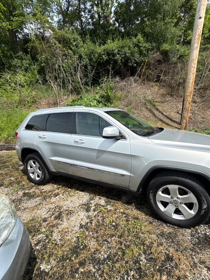 Jeep Grand Cherokee Laredo 4WD 2012