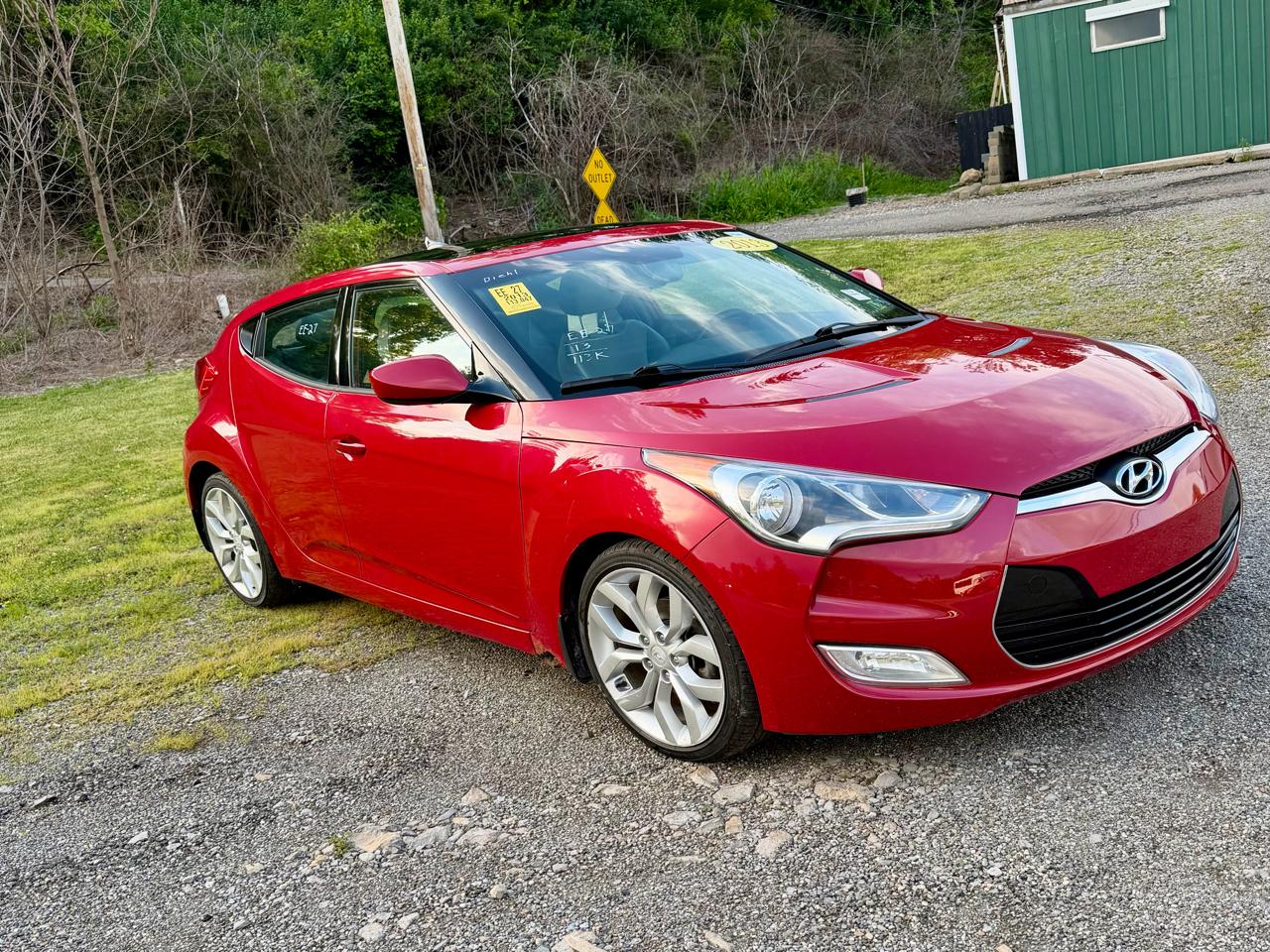 Hyundai Veloster Base 2013