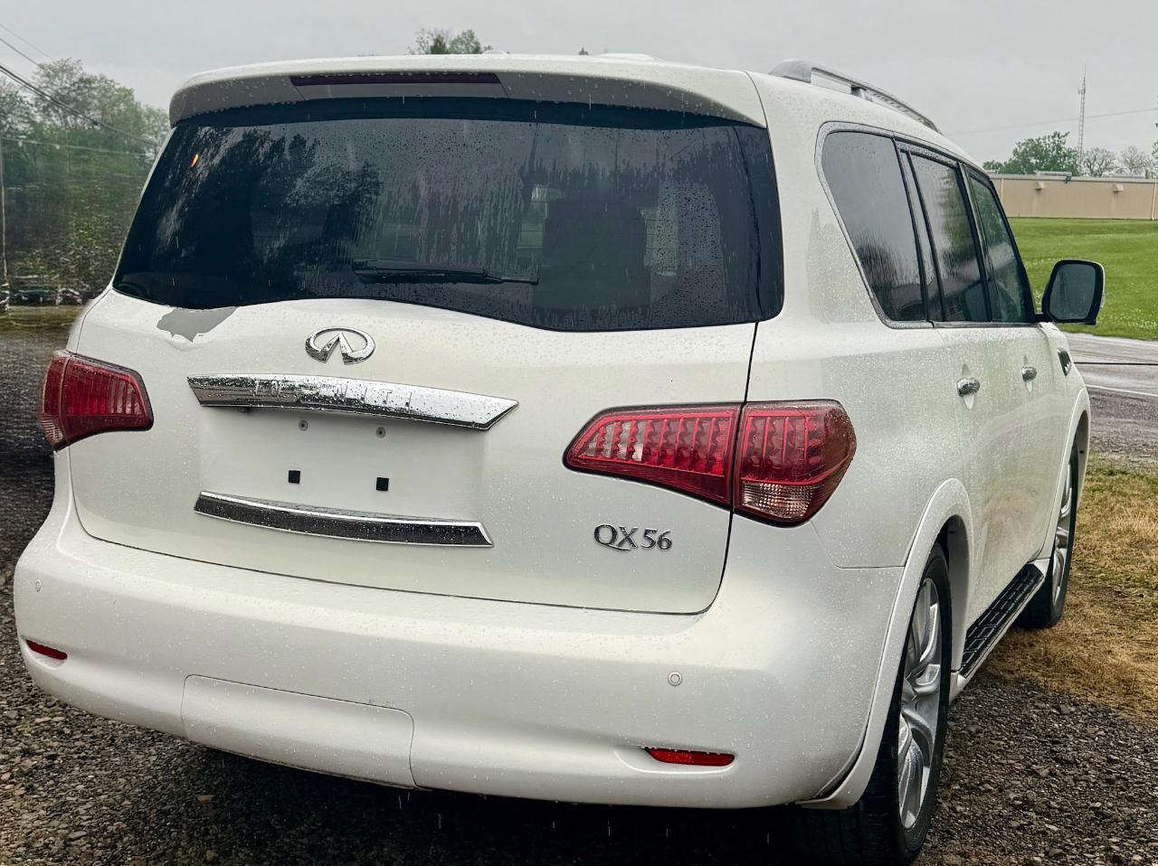 Infiniti QX56 4WD 2011