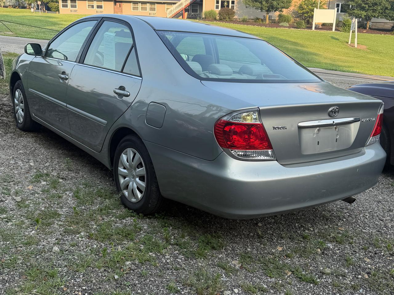 2006 Toyota Camry Standard