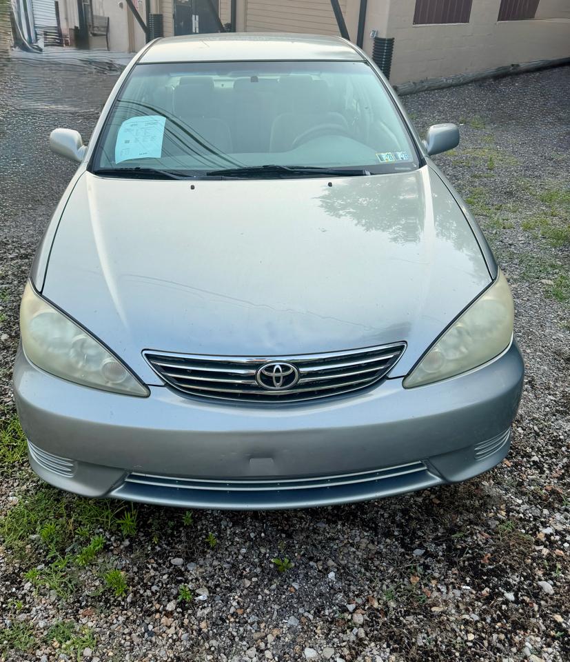 Toyota Camry Standard 2006