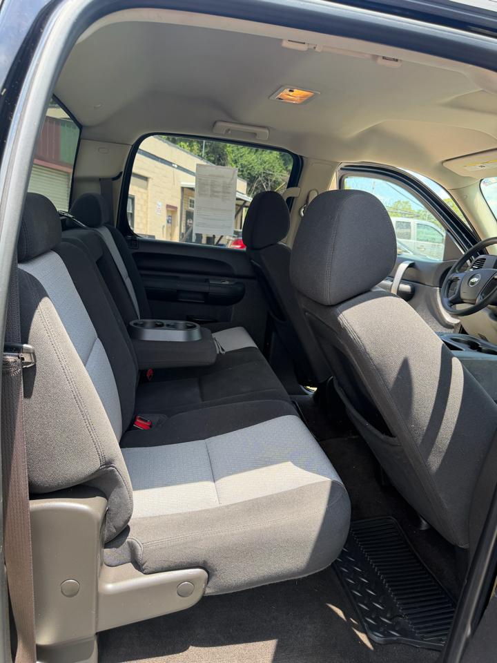 Chevrolet Silverado 1500 LS Crew Cab 2WD 2009