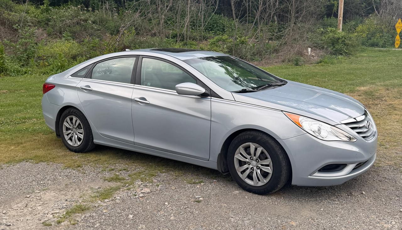 Hyundai Sonata GLS Manual 2012