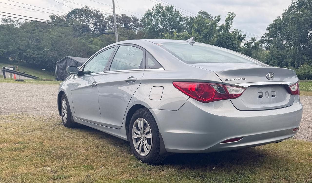 Hyundai Sonata GLS Manual 2012