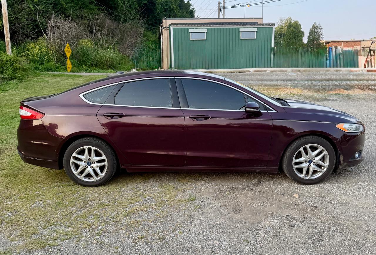 Ford Fusion SE 2013