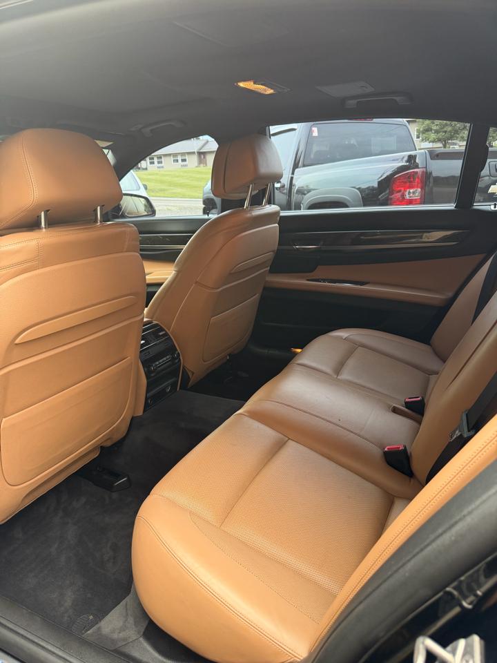 BMW Alpina B7 LWB xDrive 2013