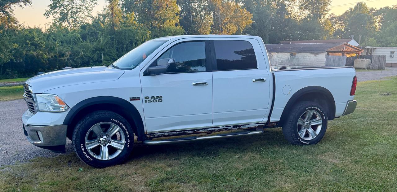 RAM 1500 SLT Crew Cab SWB 4WD 2013