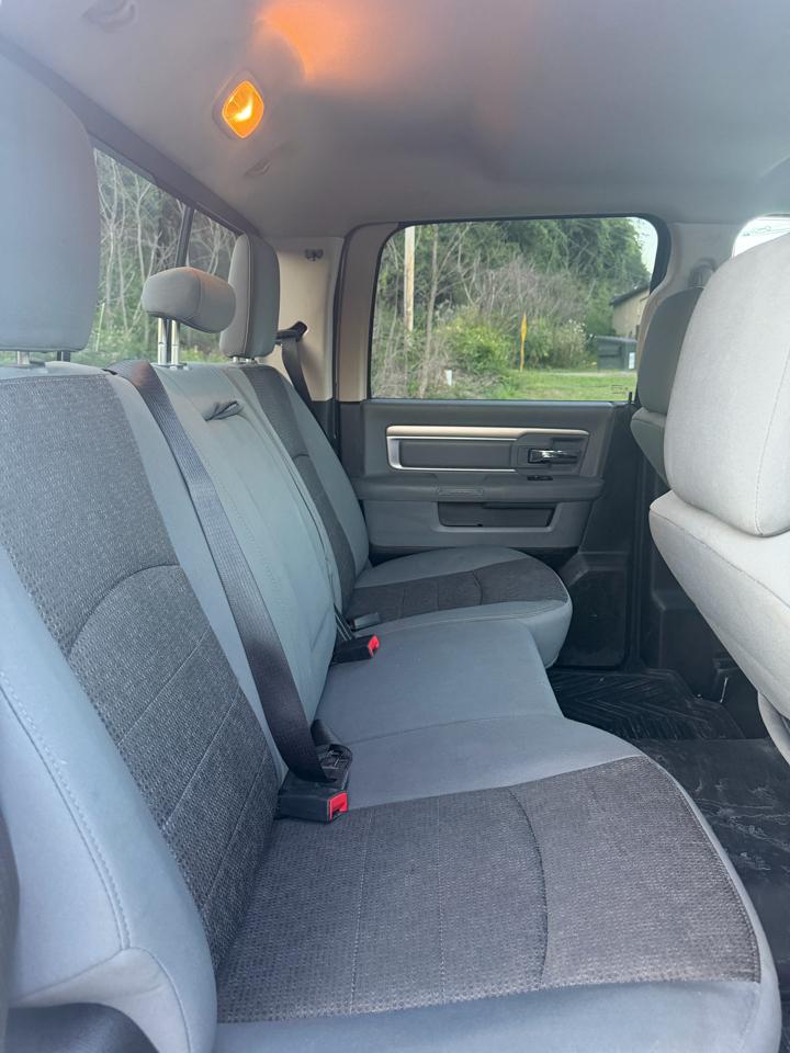 RAM 1500 SLT Crew Cab SWB 4WD 2013