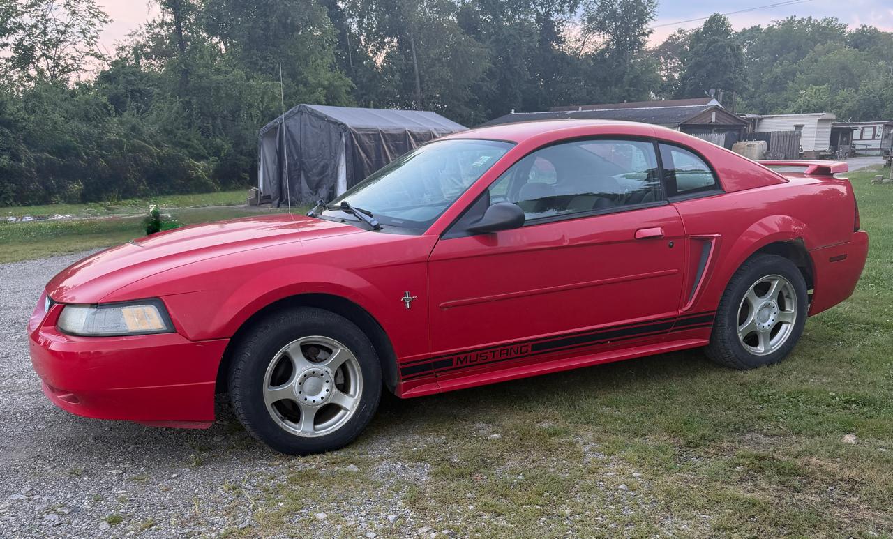 Ford Mustang Standard Coupe 2003