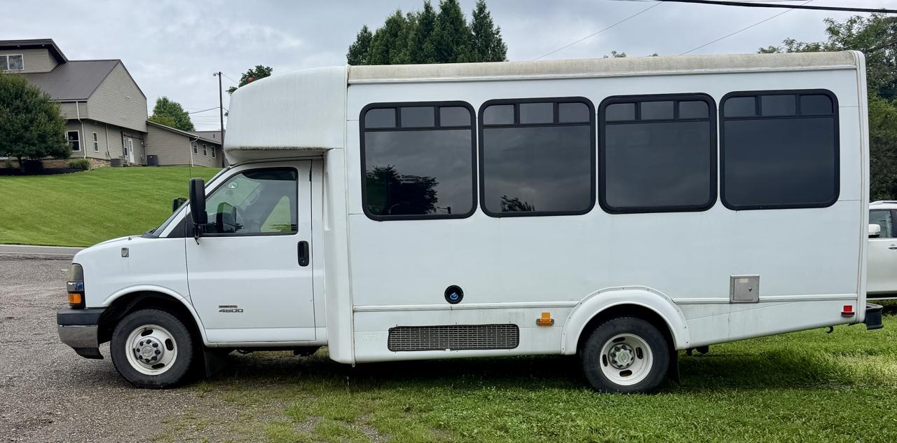 Chevrolet Express G4500 2014