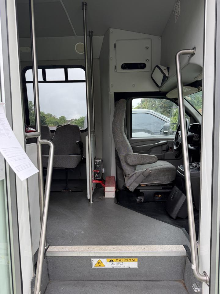 Chevrolet Express G4500 2014