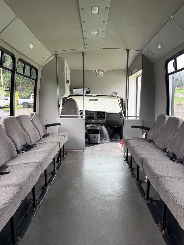Chevrolet Express G4500 2014
