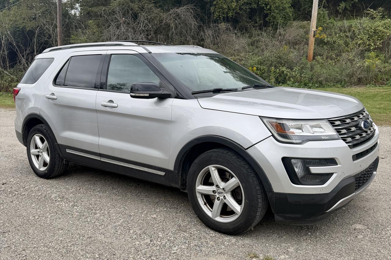 Ford Explorer XLT 4WD 2016