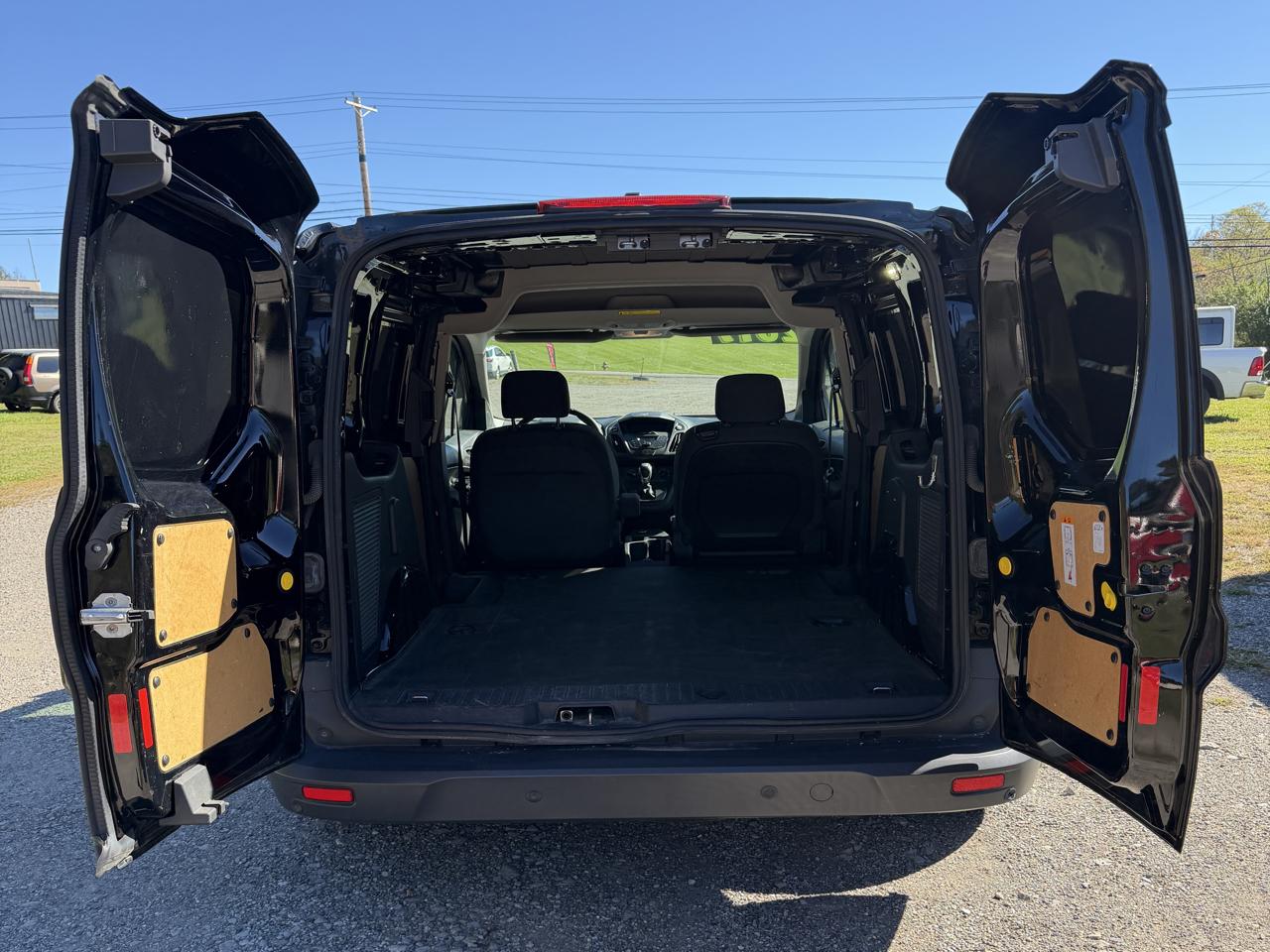 Ford Transit Connect Cargo Van XL SWB w/Rear Liftgate 2017
