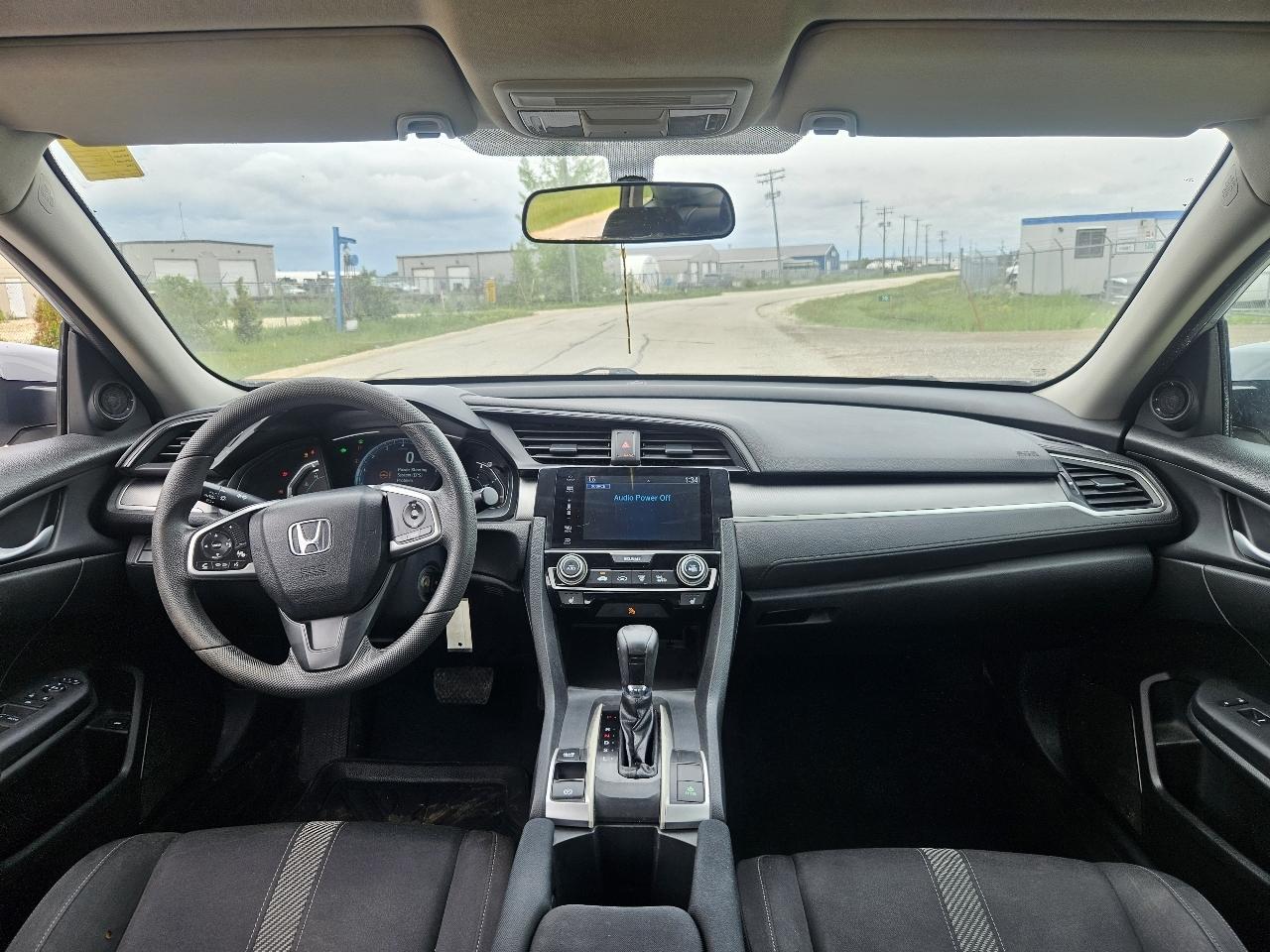 Honda Civic LX Sedan CVT 2017