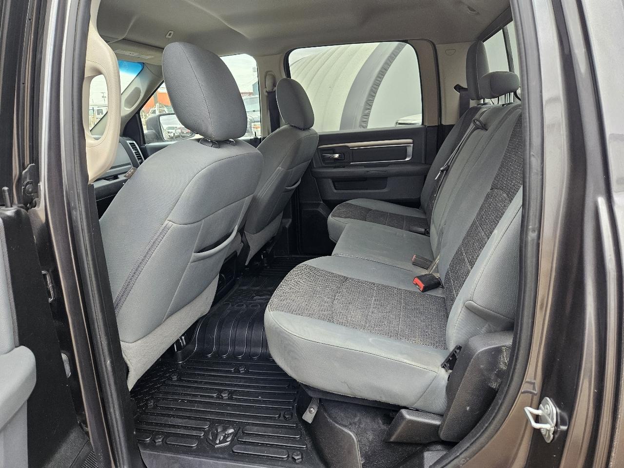 RAM 1500 Classic Tradesman Crew Cab SWB 4WD 2019