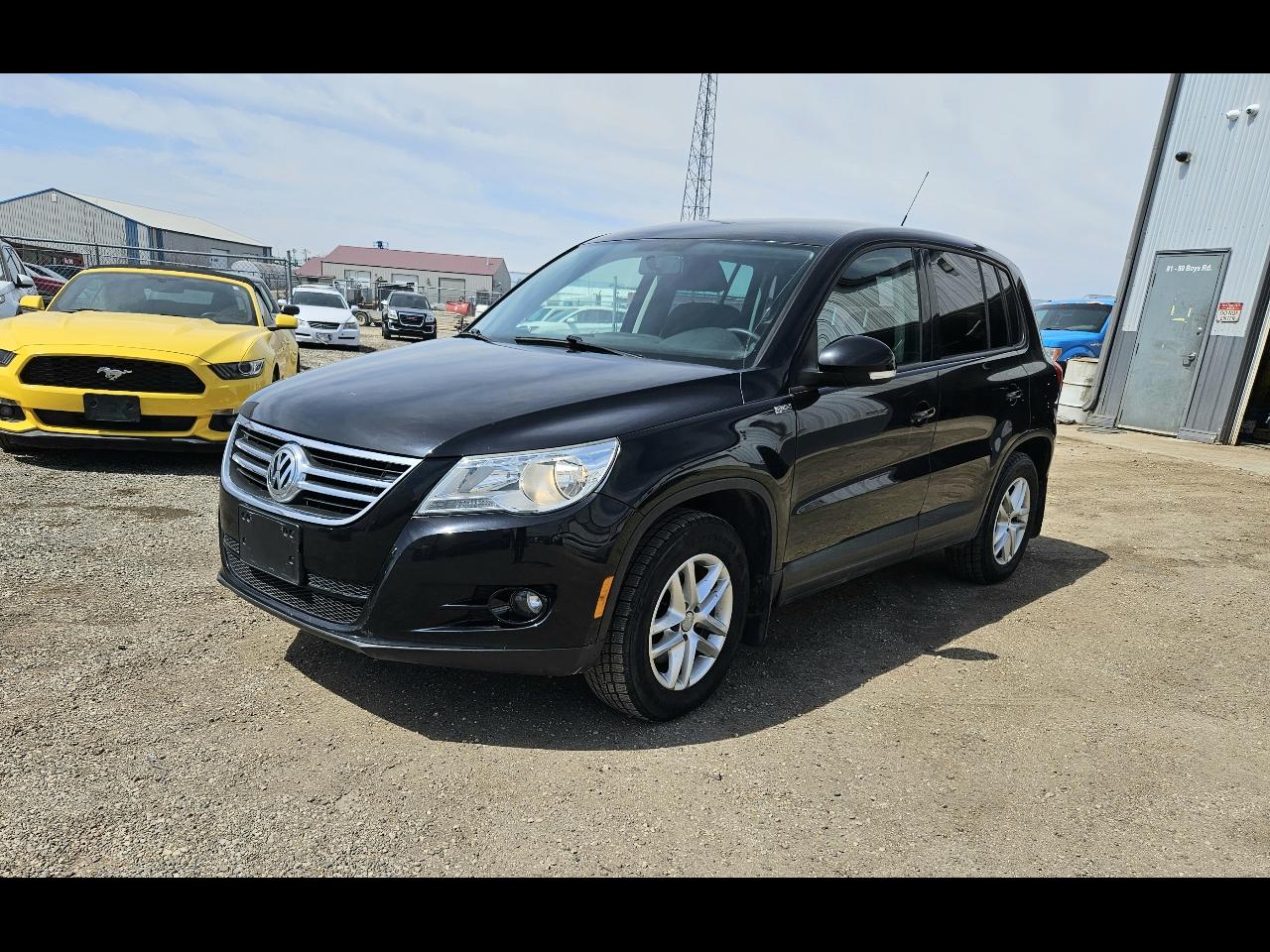 Volkswagen Tiguan S 4Motion 2011