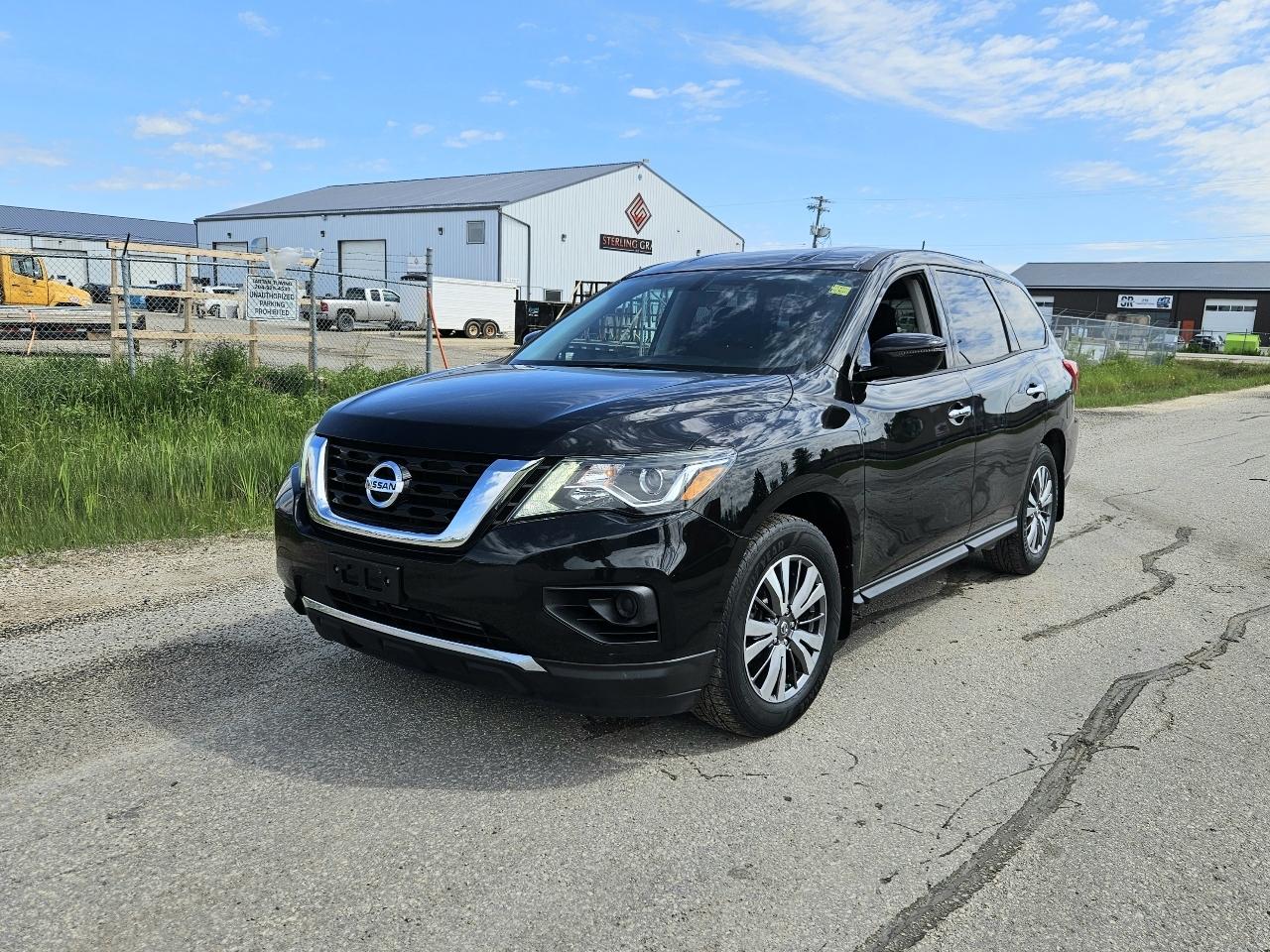 2018 Nissan Pathfinder S 2WD