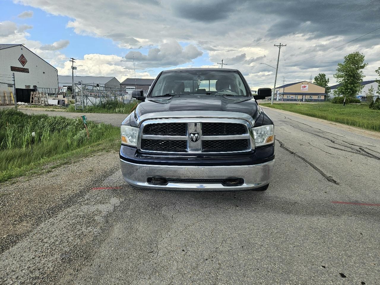 RAM 1500 SLT Crew Cab 4WD 2012