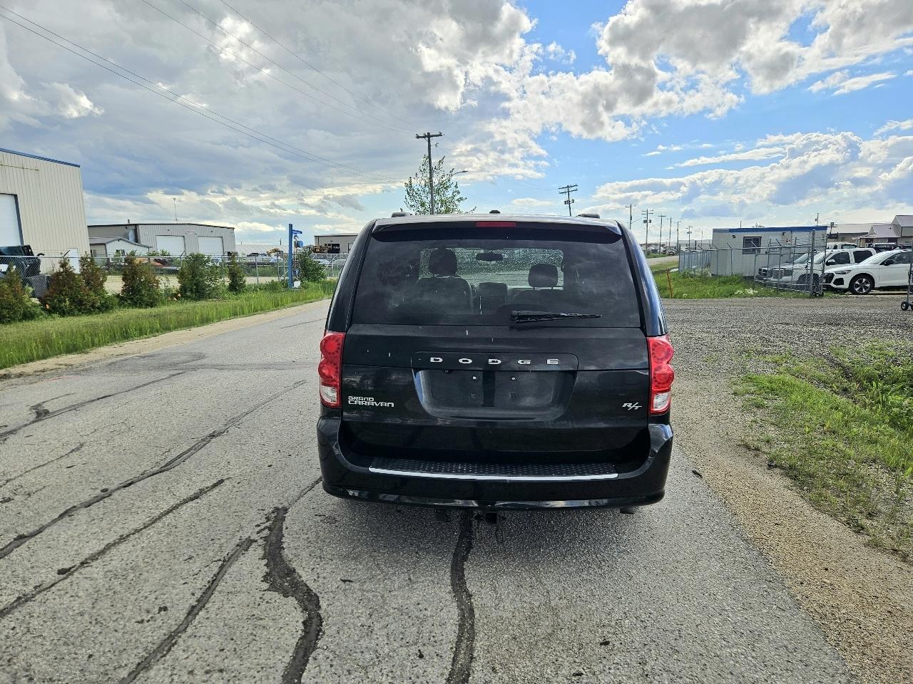 Dodge Grand Caravan R/T 2014