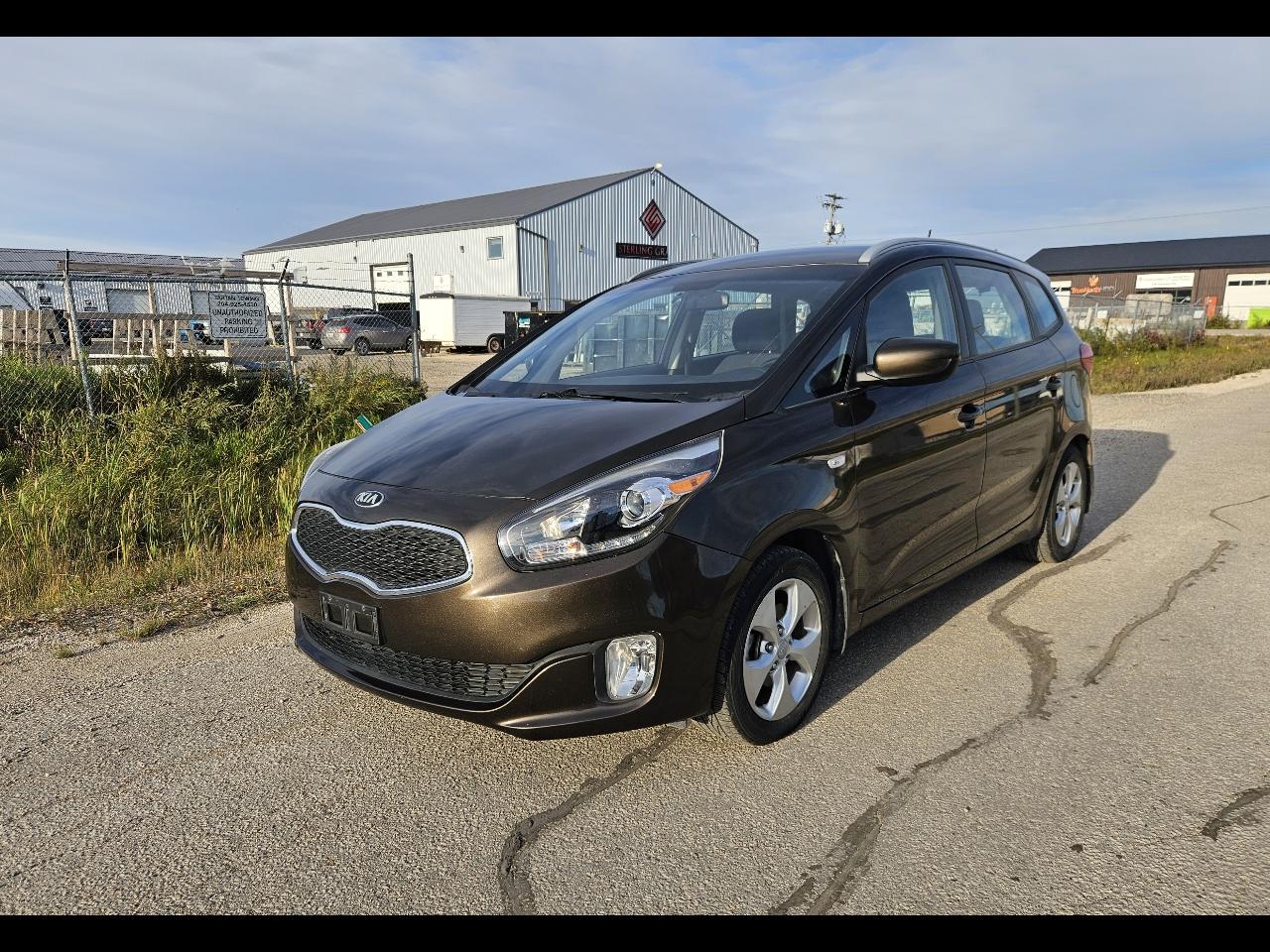 2014 Kia Rondo FX