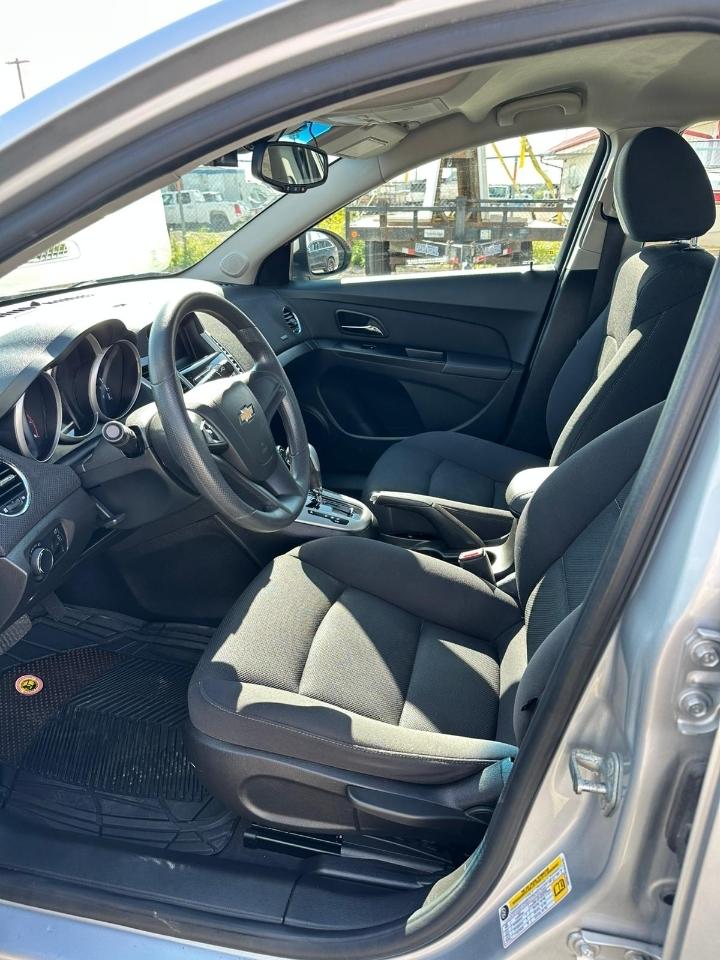 Chevrolet Cruze 1LT 2012