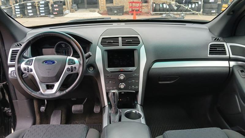 Ford Explorer XLT FWD 2013
