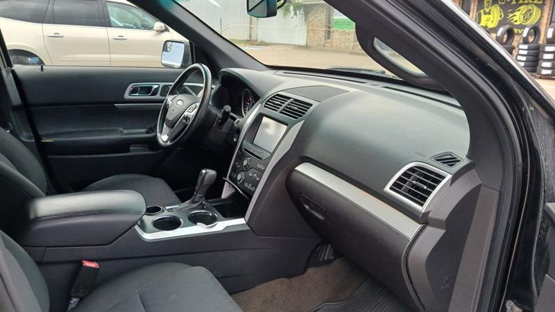 Ford Explorer XLT FWD 2013