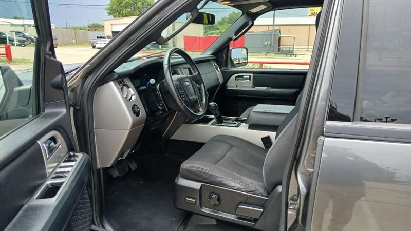 Ford Expedition XLT 4WD 2017