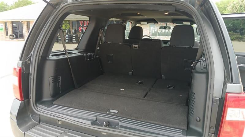 Ford Expedition XLT 4WD 2017