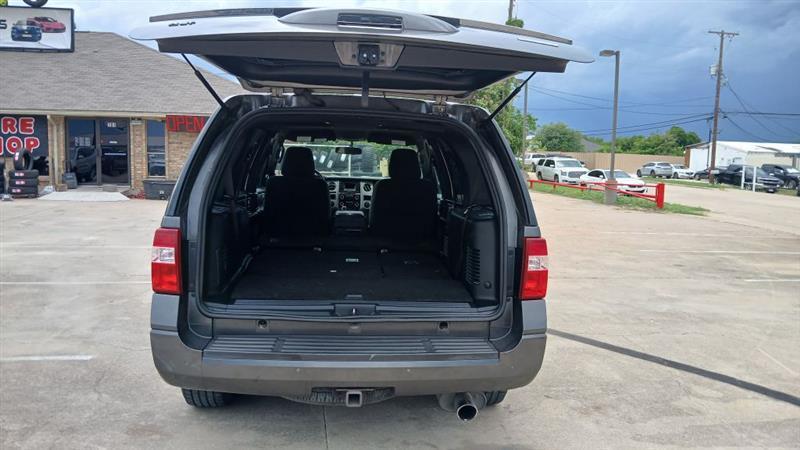 Ford Expedition XLT 4WD 2017