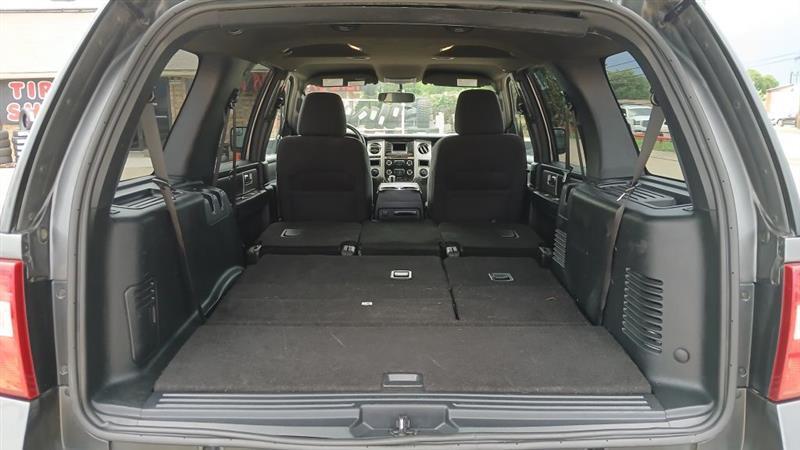 Ford Expedition XLT 4WD 2017