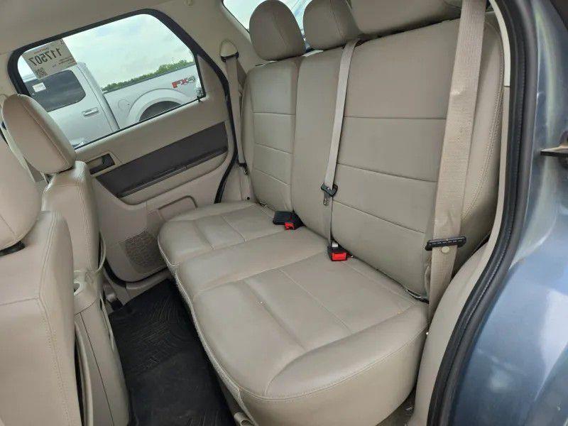 Ford Escape XLT FWD 2011