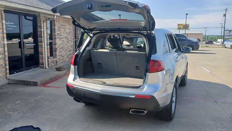 Acura MDX 6-Spd AT w/Tech Package 2011