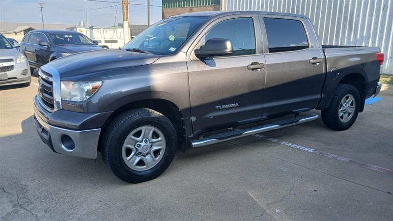 Toyota Tundra Tundra-Grade CrewMax 4.6L 2WD 2012