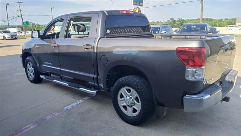 Toyota Tundra Tundra-Grade CrewMax 4.6L 2WD 2012