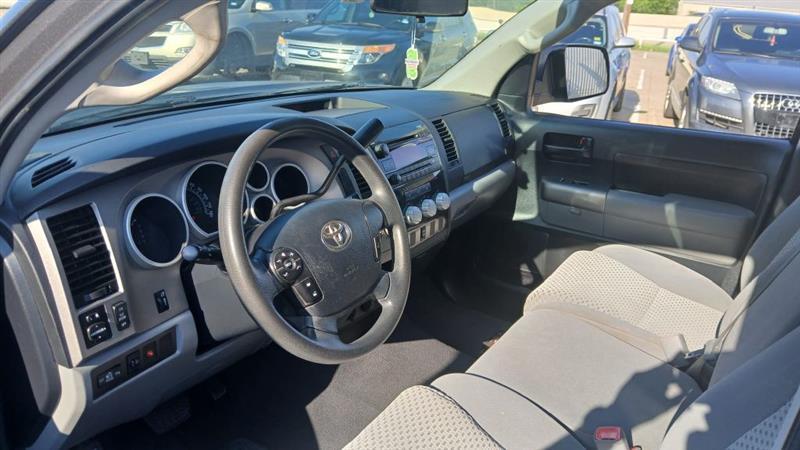 Toyota Tundra Tundra-Grade CrewMax 4.6L 2WD 2012