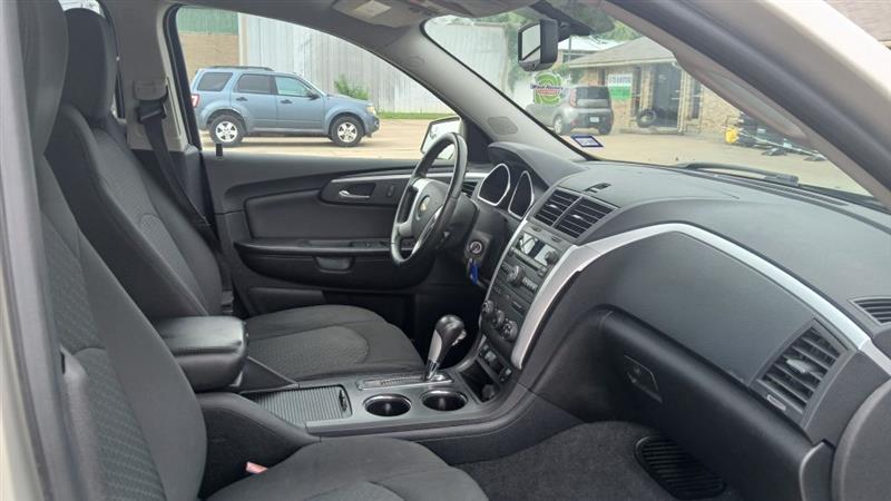 Chevrolet Traverse LT FWD 2012