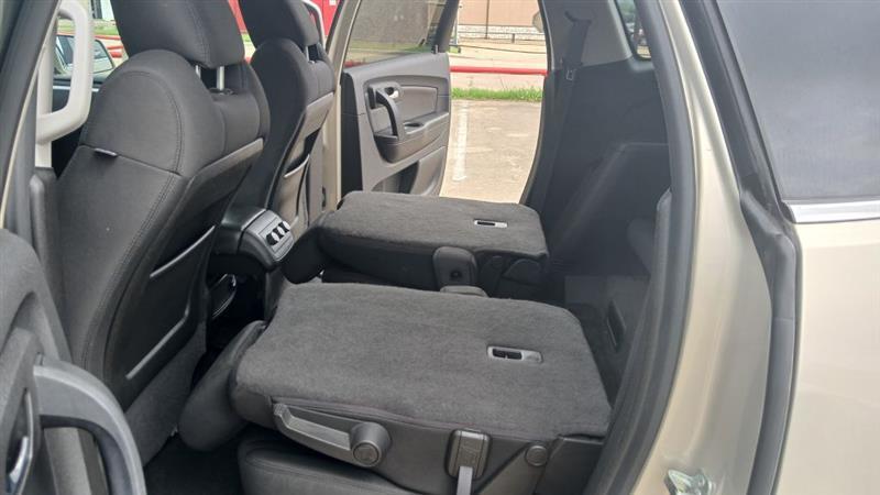 Chevrolet Traverse LT FWD 2012