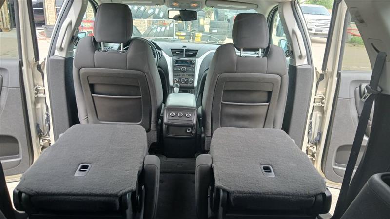 Chevrolet Traverse LT FWD 2012