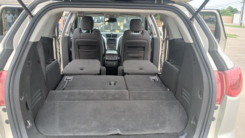 Chevrolet Traverse LT FWD 2012
